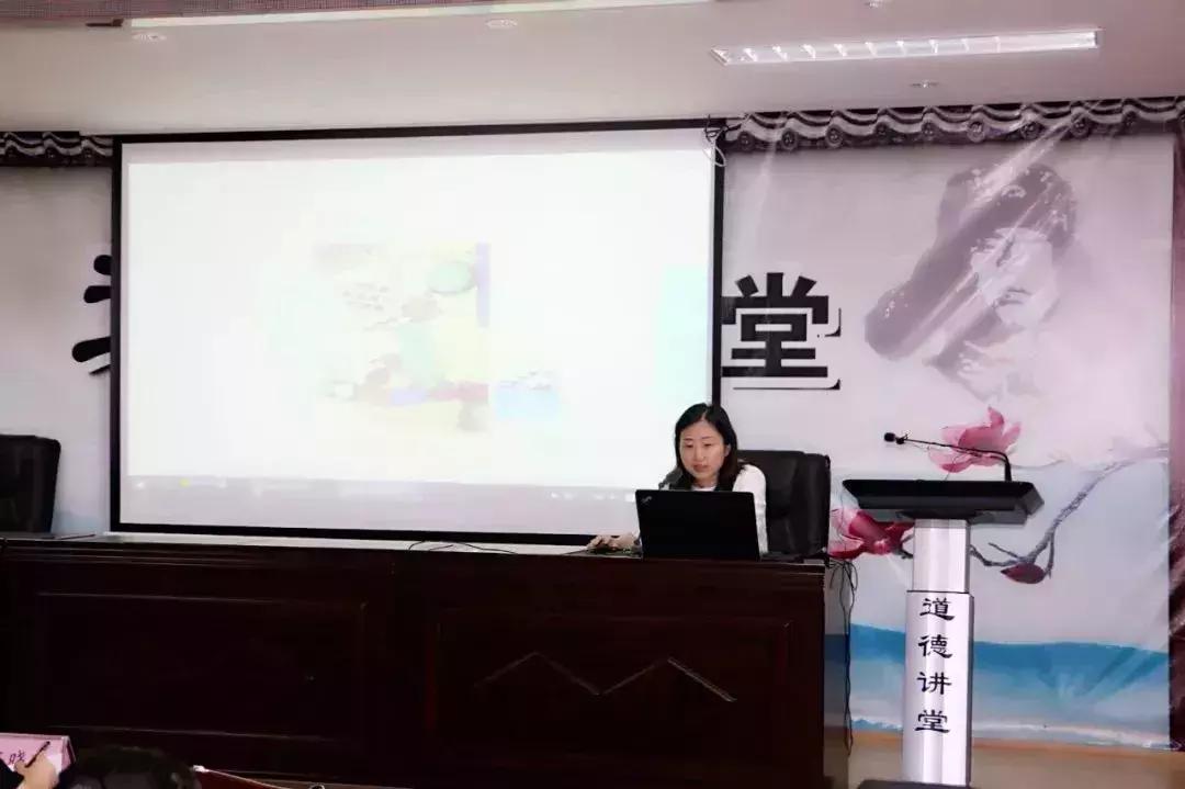 新课堂教学专题培训小学语文,小学语文教师培训视频