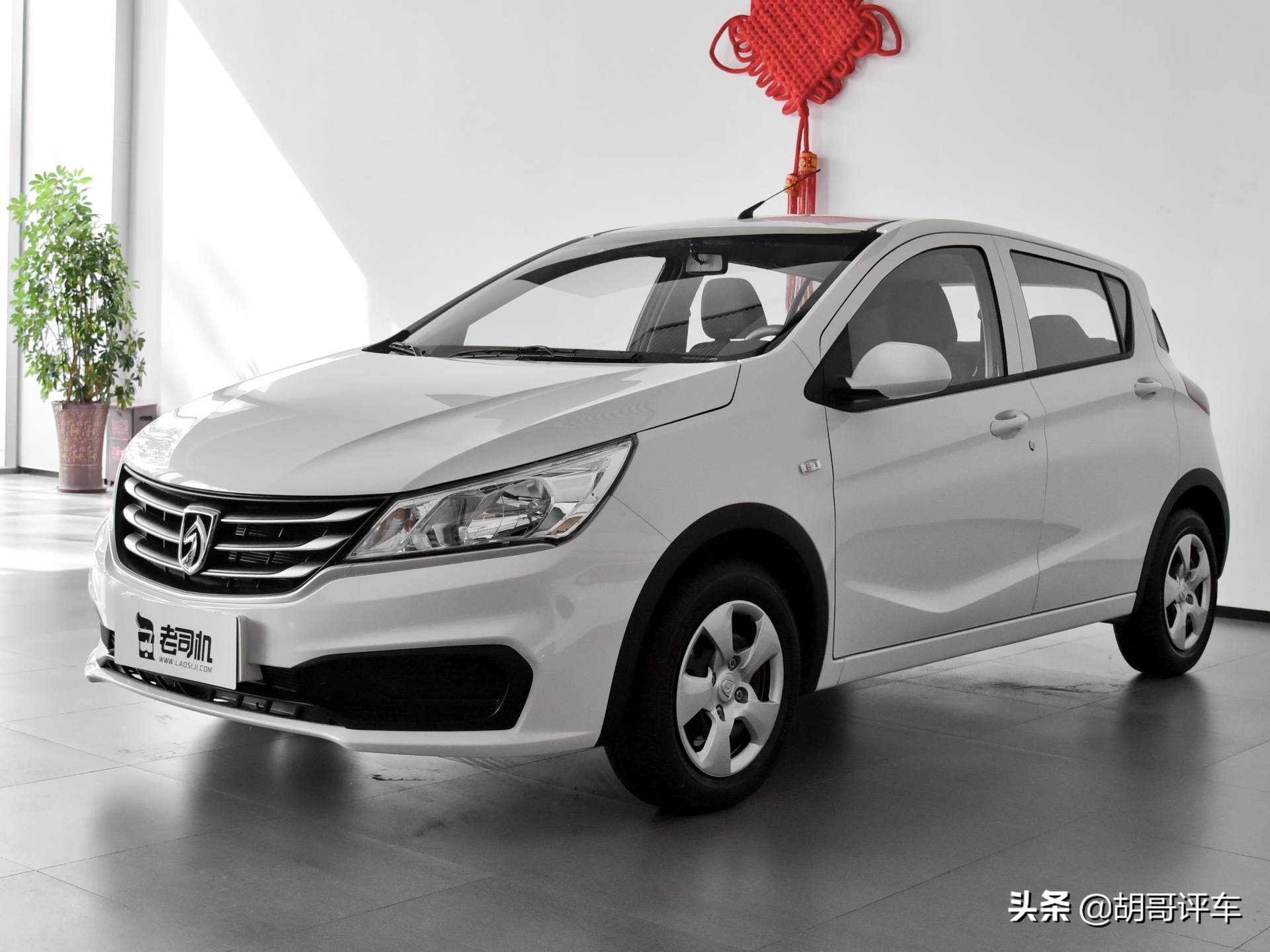 代步车推荐宝骏310实用,买菜车家用车