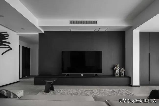 国内房企开发商同日本比较，一个中央空调安装条件细节反映人品