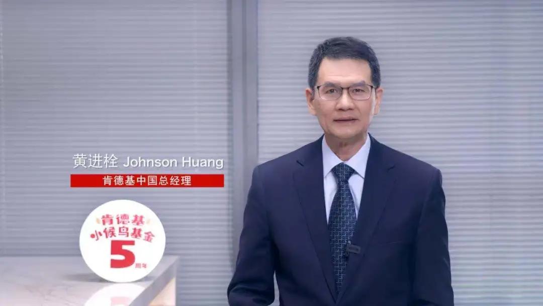 这群来自全国各地的「小候鸟」,温暖了整个上海