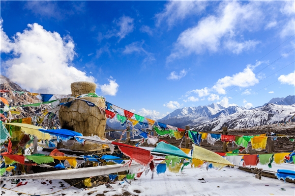 藏族人为什么要生活在高原,藏族为什么能适应高原气候