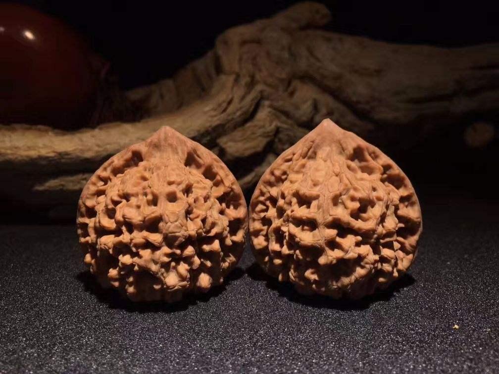 一分钟看懂文玩,全方位了解文玩核桃