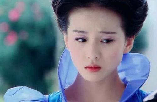 夫妻相差十七岁！当初女方直呼期待，如今登上热搜