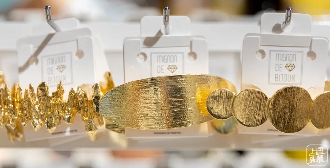 新中国第一家经营性商店,国内第一家日本杂货铺