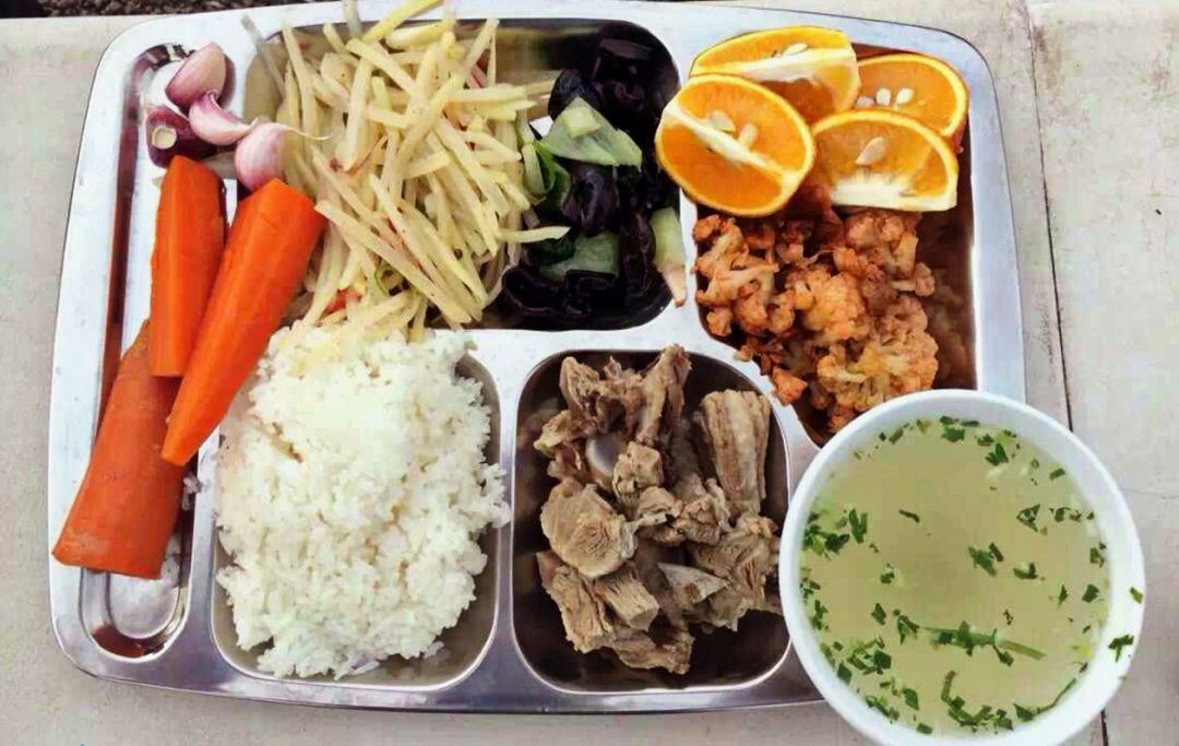 这是一份“大漠戈壁徒步指南——装备篇”，请您签收！