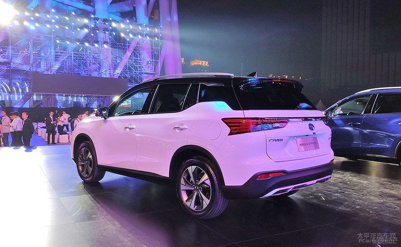 奥迪新a4l2023款,奥迪a3和小鹏p7哪个好