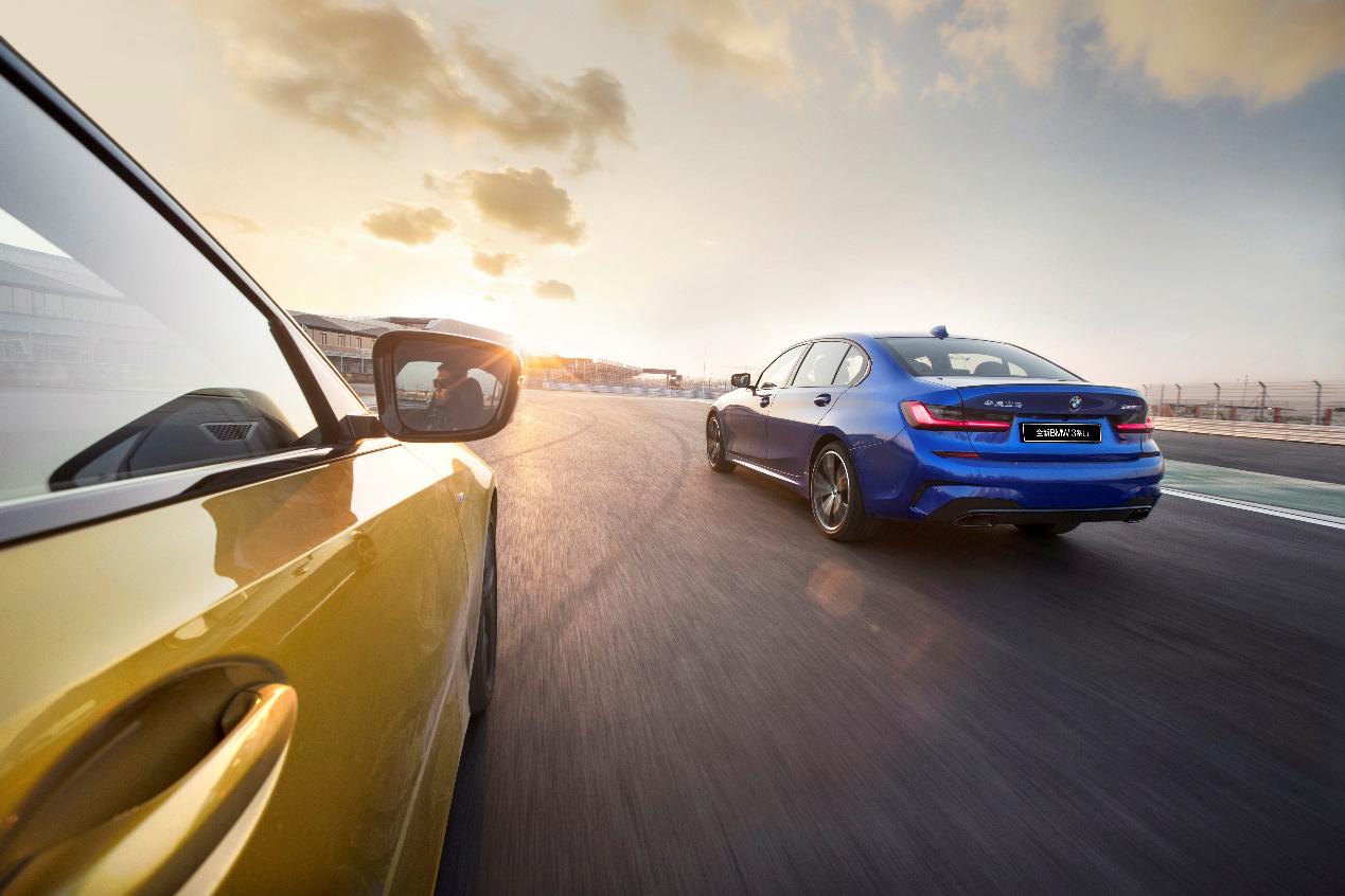 宝马3系老款和新款对比讲解,新宝马3系深度评测内饰