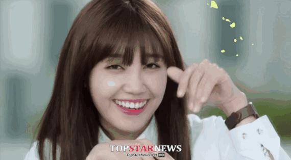 一口黄牙影响颜值,一口黄牙齿