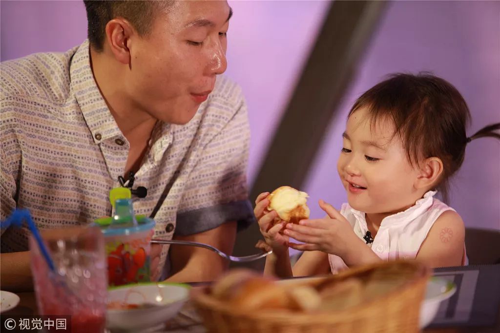 网络最火新生儿取名字大全,新生儿科学取名字大全最新