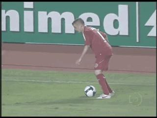 足坛搞笑瞬间加搞笑解说,足坛十大喜闻乐见搞笑瞬间