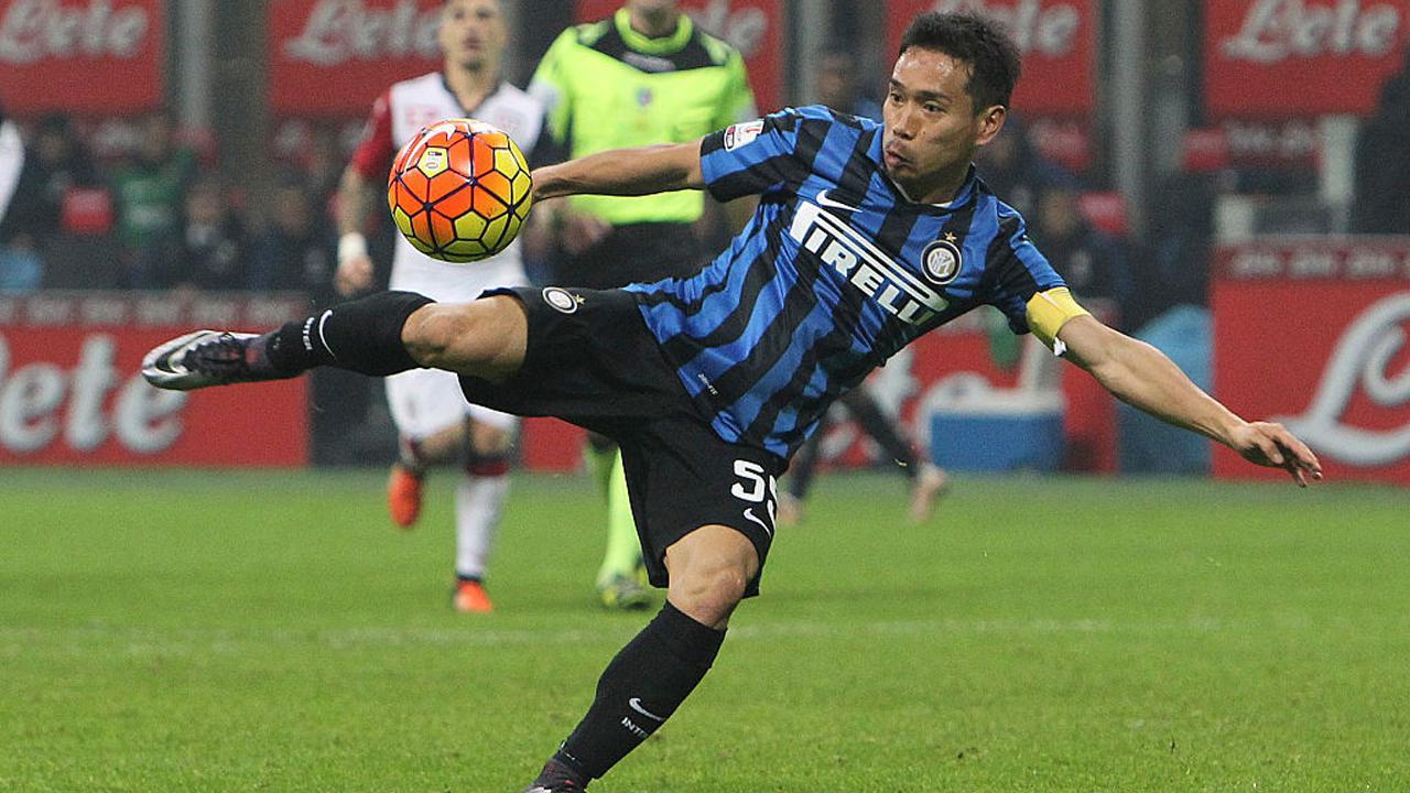 足球日报：罗马欲引进亚伯拉罕，梅西转会还有反转？