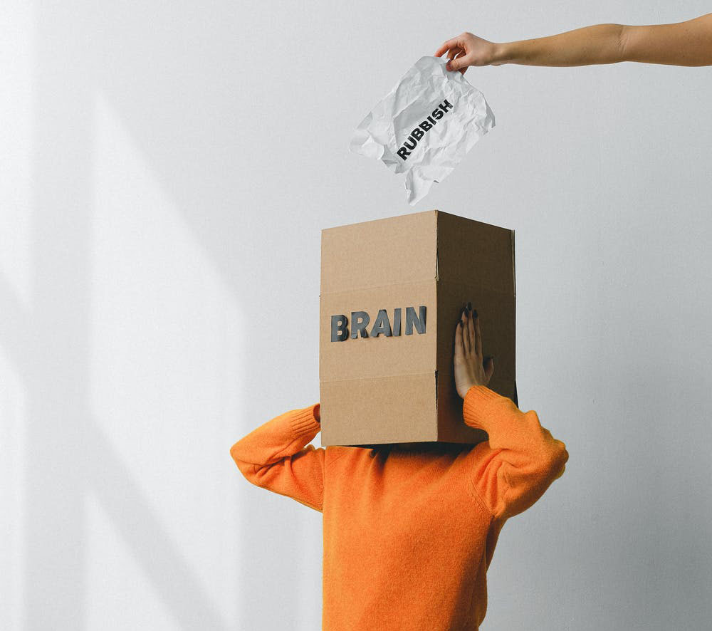 社恐找心理医生还是心理咨询师,心理医生和心理咨询师哪个赚钱多