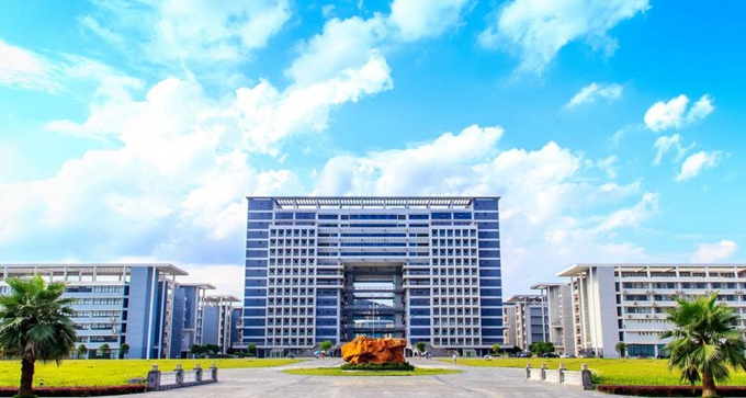 柳州的广西科技大学全国排名,柳州工学院和广西科技大学哪个好