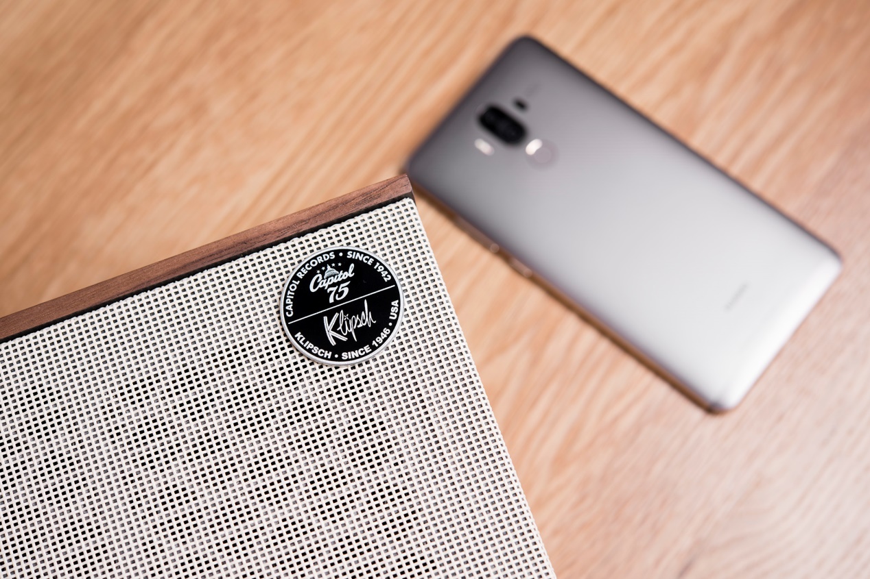 来自美国的绅士之音——杰士Theone