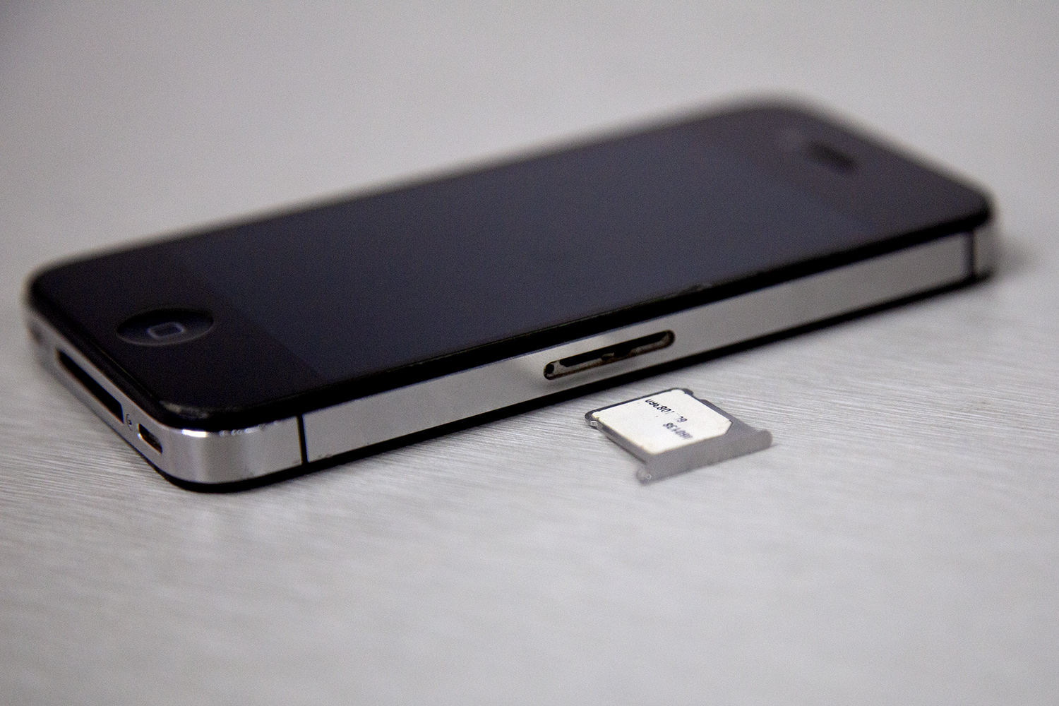 iphone4s开箱,乔布斯iphone4s发布会