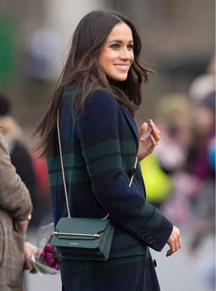 都挺好苏家哪个人物最好,都挺好苏家明玉