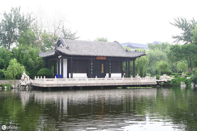 社会浮躁自己该怎么做,这个社会太浮躁需要静下心来