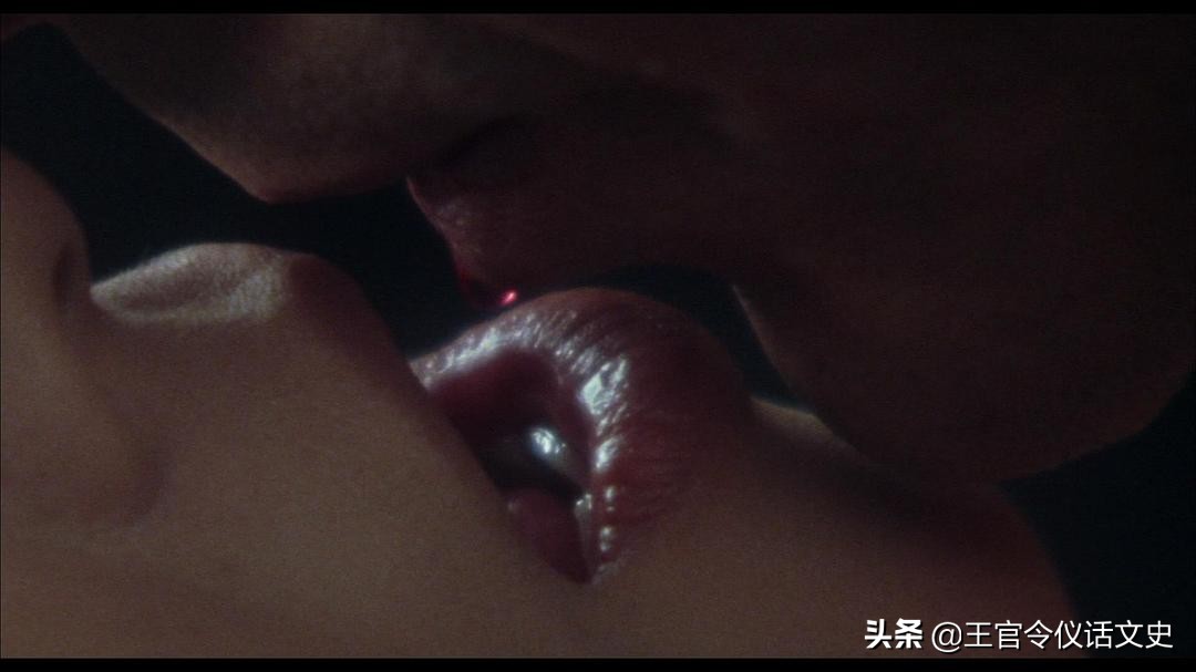 失乐园里爱情的描写,失乐园里什么是爱