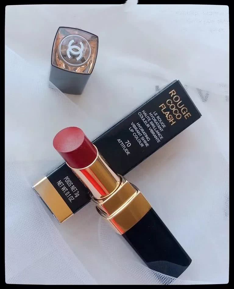 这些口红颜色简直是黄皮救星,这些口红复古又高级