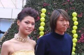 原国足主教练李铁老婆谁,国足李铁现任老婆是谁