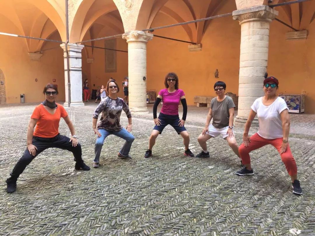 打拳体育老师,打拳的体育老师