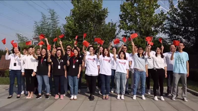 祝福祖国简短视频,那些让你为祖国热泪盈眶的瞬间