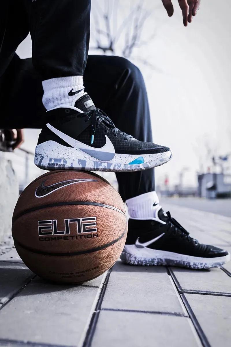 nike kd 13 chill 绿色鹅黄测评 (杜兰特球鞋配色kd13)