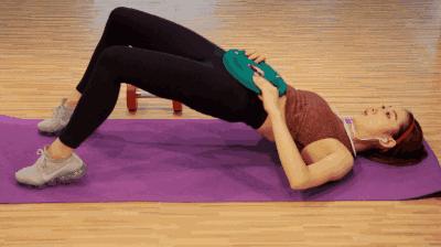 健身房怎么提臀让臀变翘,怎么提臀让臀变翘