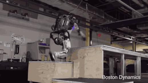 波士顿动力人形机器人新技能,波士顿动力机器人跳跃视频