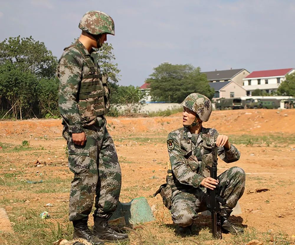 入伍一个月，新战友们对26个英文字母有了全新的认识！