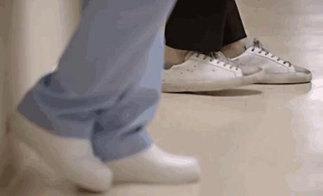 白鞋泛黄清洗神器,白鞋变黑清理的神器