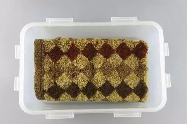 阴天洗衣服不干发臭怎么办,洗衣机快速弄干衣服的办法