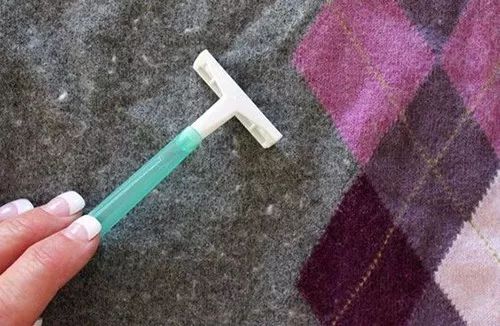羊毛衣洗了掉毛很严重怎么处理,羊毛衣大衣专用洗衣粉