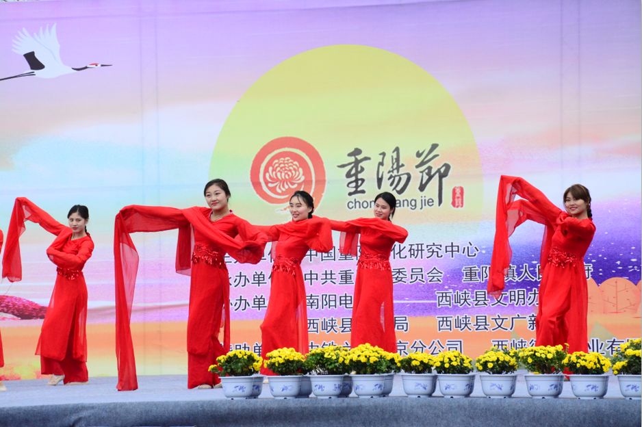 重阳节敬老爱老祝福视频,重阳节孝老敬亲广播稿