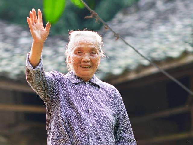 好甜的红心猕猴桃,野生猕猴桃好甜