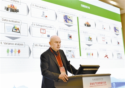 互学互鉴共同进步,互促共进互学共鉴互通共融