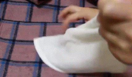 夏天来了衣服上潮湿有霉斑怎么办,衣服发霉了怎么洗掉霉斑小妙招