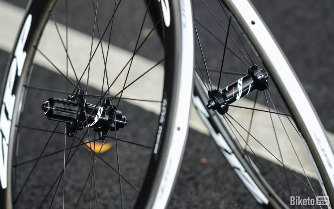 zipp404鐏笩杞粍璇勬祴,zipp303s鍏矾杞粍璇勬祴
