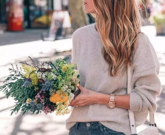 修复松垮领口毛衣,高领毛衣领口不松垮女款