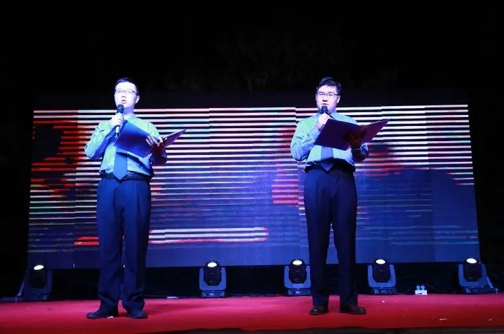 这一夜场集市有亮点，看剧学法两不误！