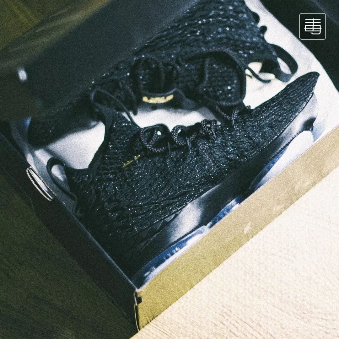 sneaker最新鞋,sneaker穿什么鞋