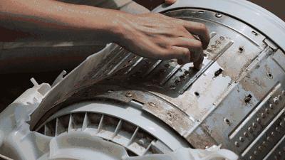 洗衣机里加上它陈年污垢全出来了,洗衣机污垢和霉菌危害