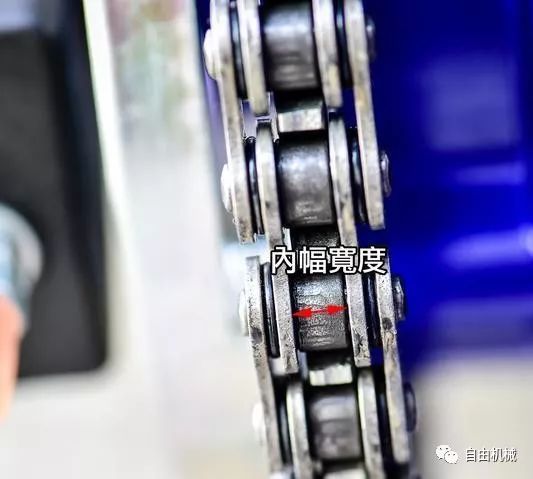 如何看摩托车的链条,摩托车链条什么样才是正常的