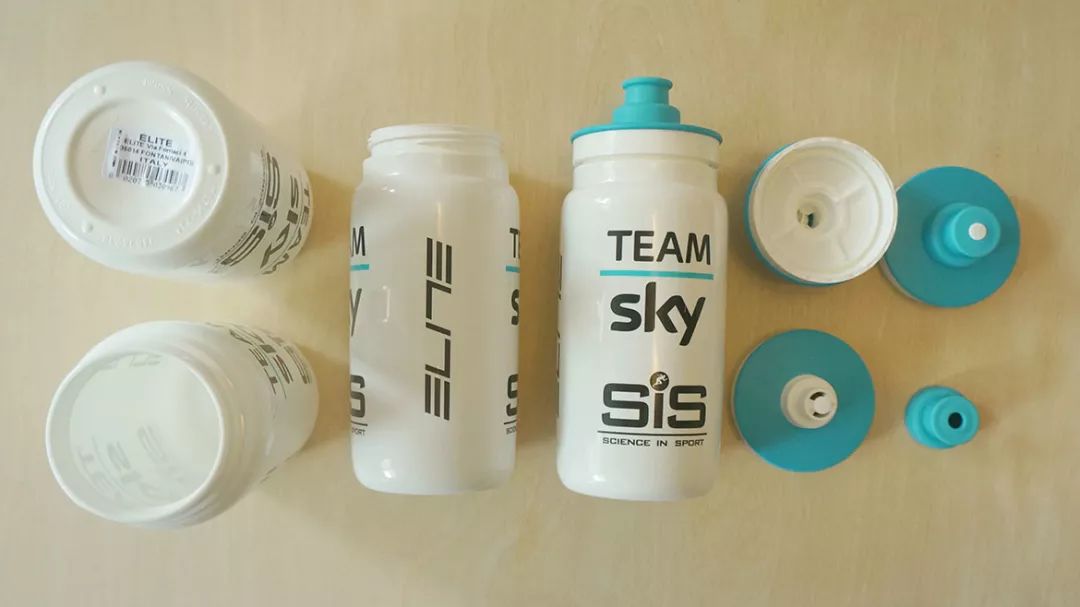 除了不可描述,夫妻出门比赛都带些啥?