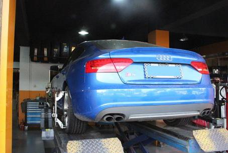 保养车时四轮定位有必要做么,汽车四轮定位保养与维修