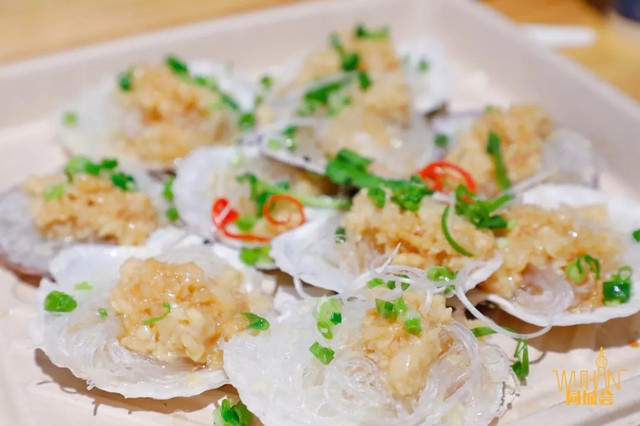 火爆全国的网红超市盒马鲜生来武汉啦！首店开业波龙88元一只，超多爆款买一送一！