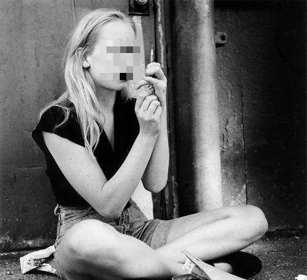 禁毒知识毒品是如何引发成瘾的,禁毒知识毒品的危害答案