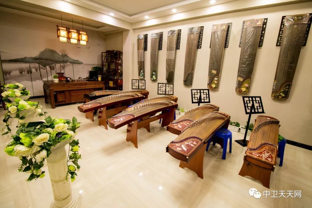 「众创」喜欢泉水和金玉的声音，为了中卫更多的筝友，我也是拼了······