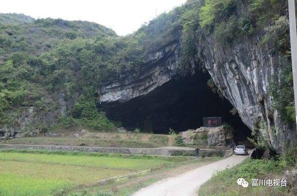 怎么去国外打工不花钱,怎么出去旅游不花钱