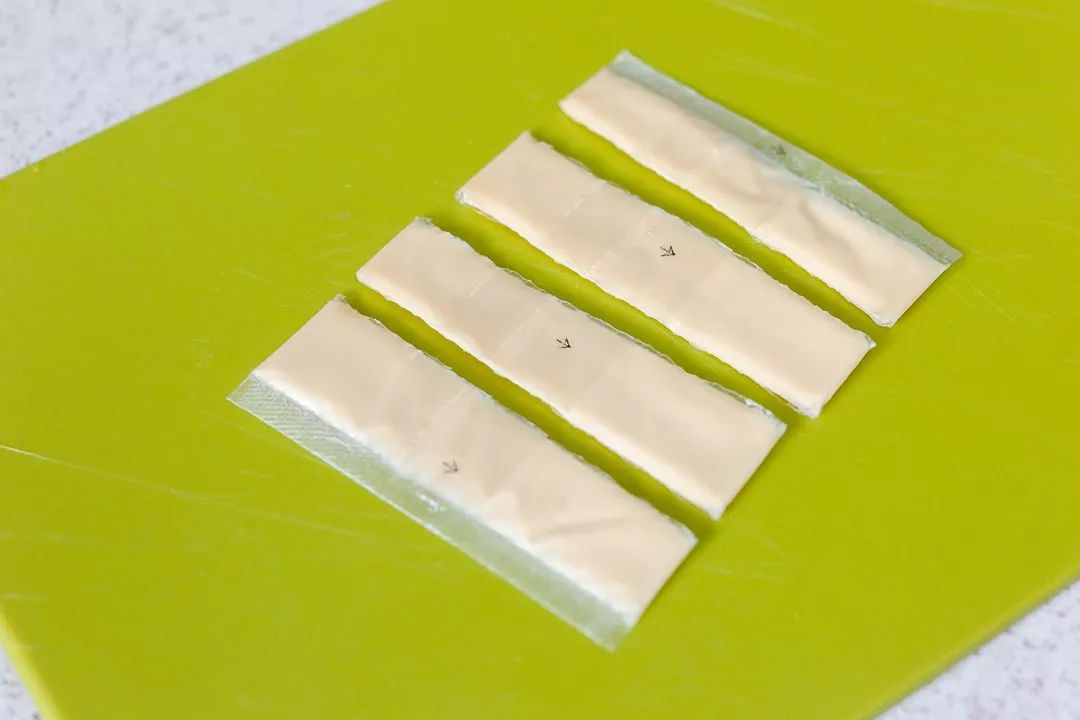 把榴莲加热,把榴莲烤熟吃很香